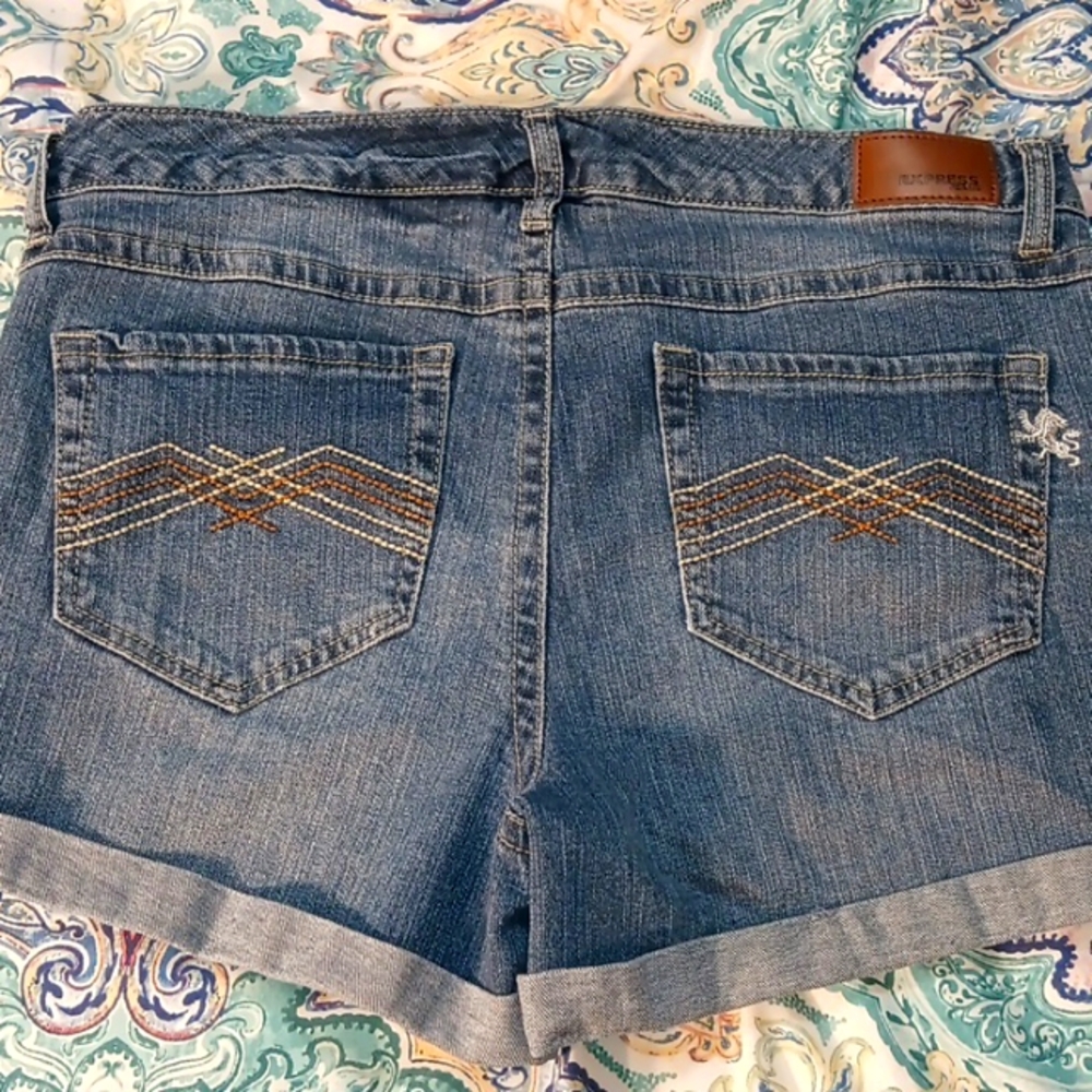 Express shorts